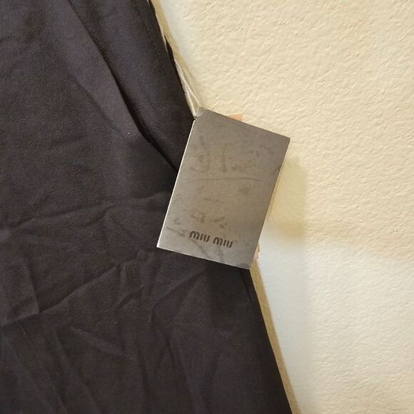 NWT Miu Miu Black Silk Capri Pants Size 44 - Picture 7 of 8